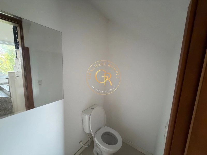 LINDA CASA GEMINA EM BAIRRO NOBRE: 25ª foto da galeria de imagens do imóvel