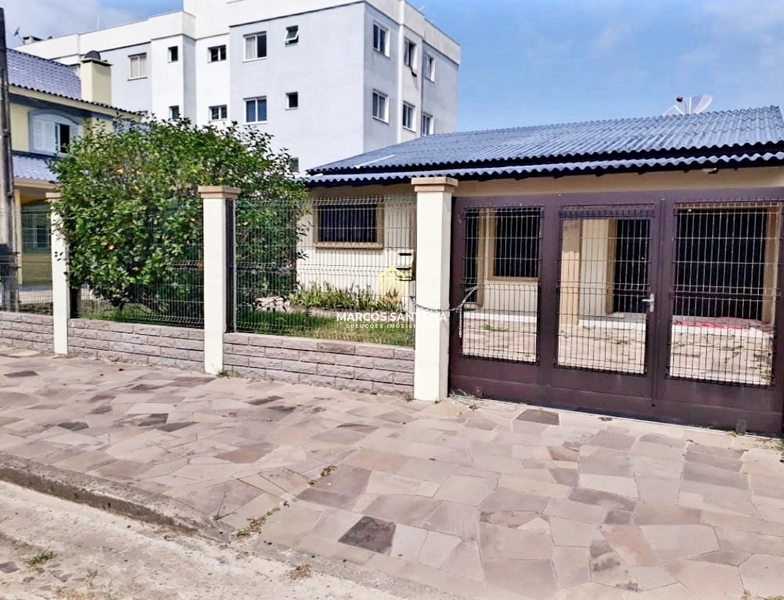 Boa casa, com excelente localização