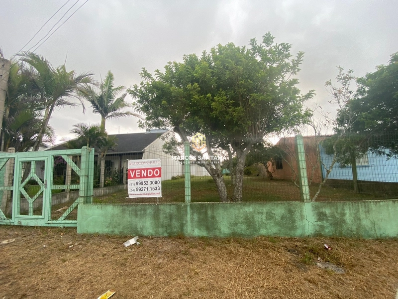 Casa com 02 terrenos em ótima localização na praia.: 1ª foto da galeria de imagens do imóvel