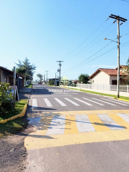 Amplo Terreno de esquina de frente para avenida: 5ª foto da galeria de imagens do imóvel