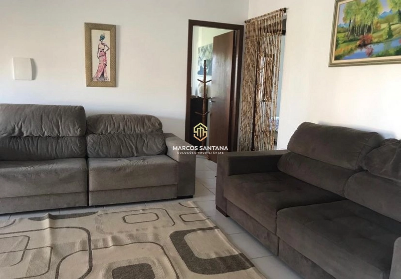 CASA COM PISCINA: 2ª foto da galeria de imagens do imóvel