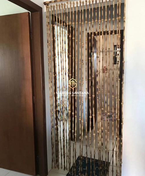 CASA COM PISCINA: 4ª foto da galeria de imagens do imóvel