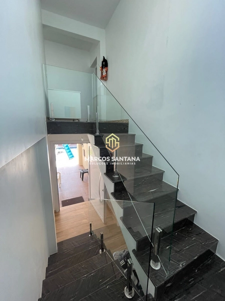 Amplo sobrado situado à poucos passos do centro de curumim.: 10ª foto da galeria de imagens do imóvel