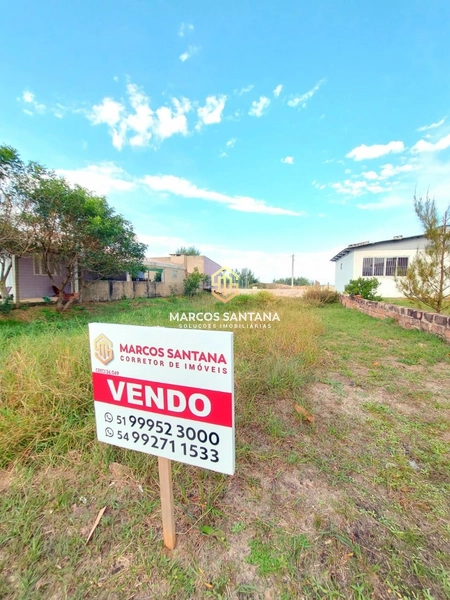Terreno a poucos metros do mar: 1ª foto da galeria de imagens do imóvel