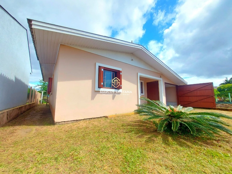 Casa situada em região nobre da praia de curumim, ótima vizinhança.: 1ª foto da galeria de imagens do imóvel
