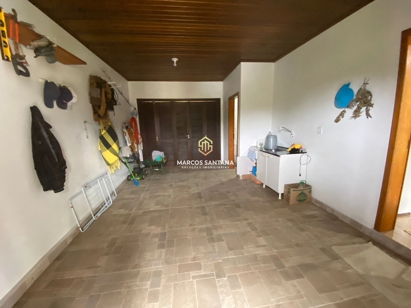 Ampla residência situada a poucos passos do centro: 19ª foto da galeria de imagens do imóvel