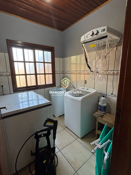 Linda residencia a poucos metros do mar: 16ª foto da galeria de imagens do imóvel