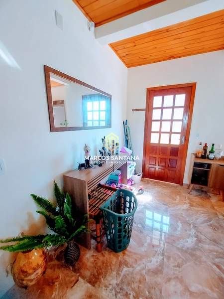 Linda residencia a poucos metros do mar: 3ª foto da galeria de imagens do imóvel