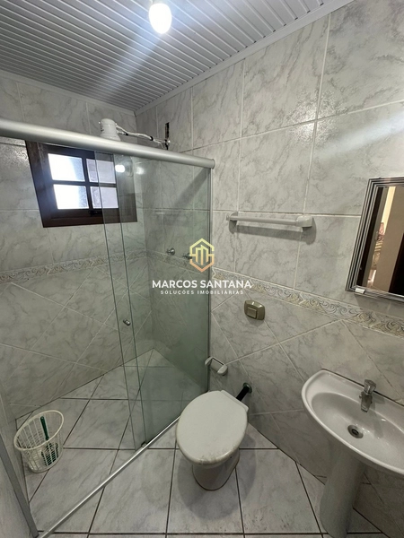APARTAMENTO A UMA QUADRA DO MAR: 11ª foto da galeria de imagens do imóvel