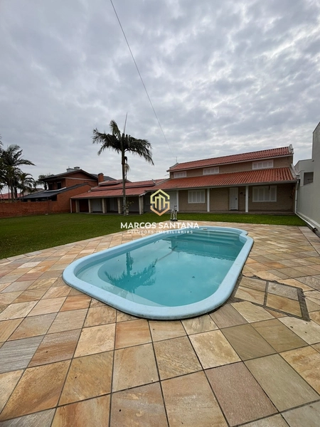 SOBRADO COM PISCINA: 1ª foto da galeria de imagens do imóvel