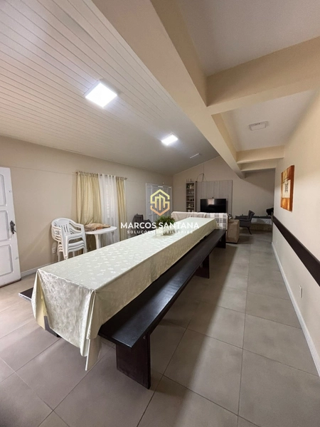 SOBRADO COM PISCINA: 6ª foto da galeria de imagens do imóvel