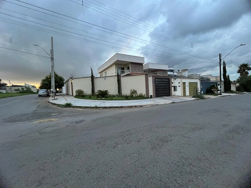 Sobrado Alto Padrão setor Três Marias: 2ª foto da galeria de imagens do imóvel
