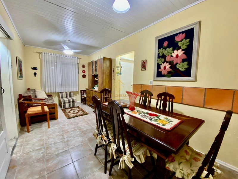 Bela casa na praia de Atlântida Sul: 3ª foto da galeria de imagens do imóvel