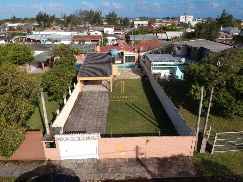 Bela casa na praia de Atlântida Sul: 25ª foto da galeria de imagens do imóvel