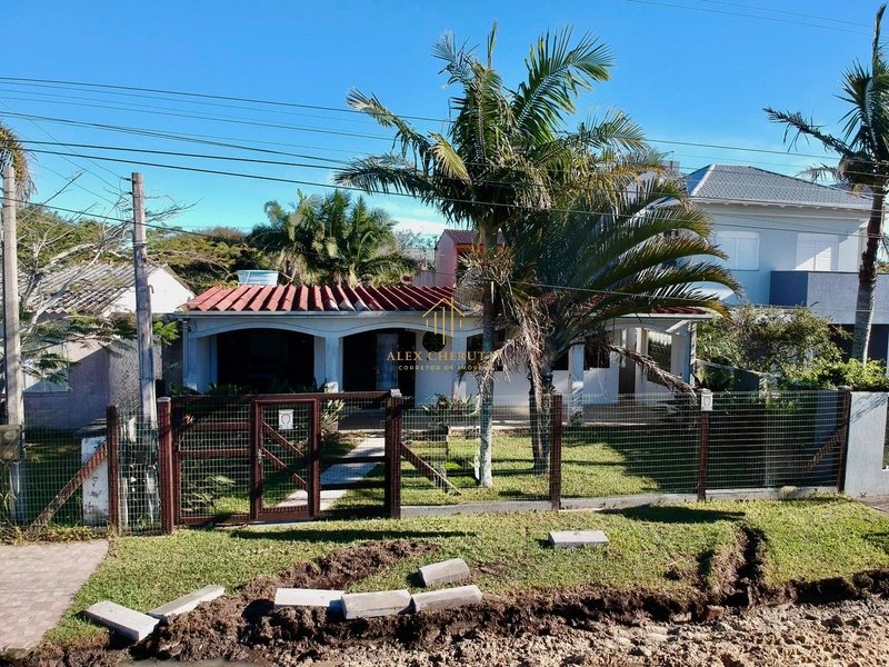 Casa na Praia de Rainha do Mar, 5 dormitórios: 2ª foto da galeria de imagens do imóvel