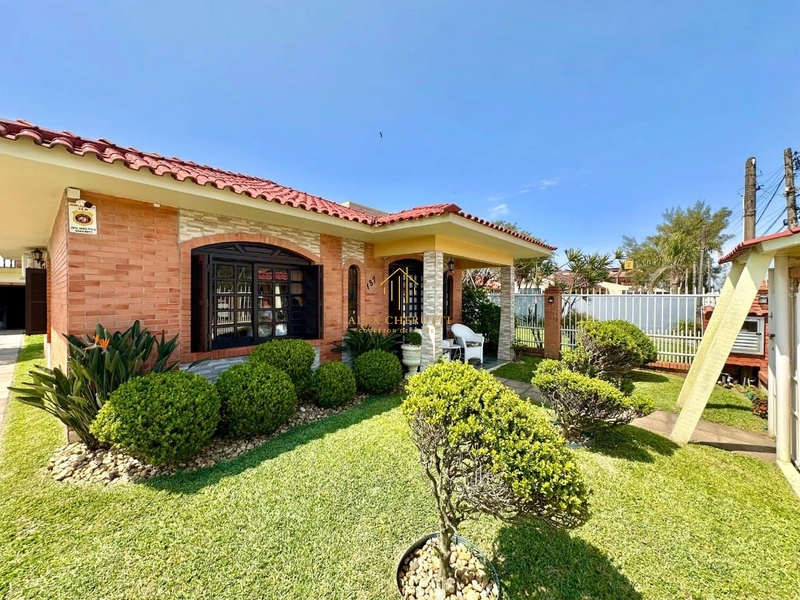 Casa com 2 terrenos na Praia de Arpoador, 3 dormitórios: 2ª foto da galeria de imagens do imóvel