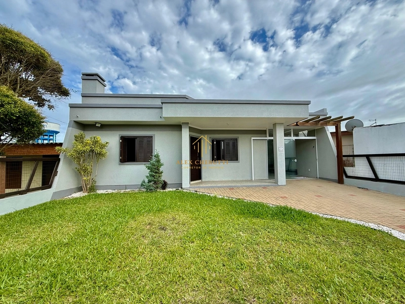 Bela casa em Rainha do Mar à venda, 3 dormitórios: 1ª foto da galeria de imagens do imóvel