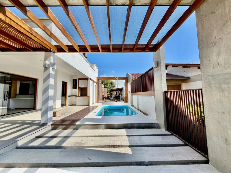 Linda casa na praia Marina: 2ª foto da galeria de imagens do imóvel