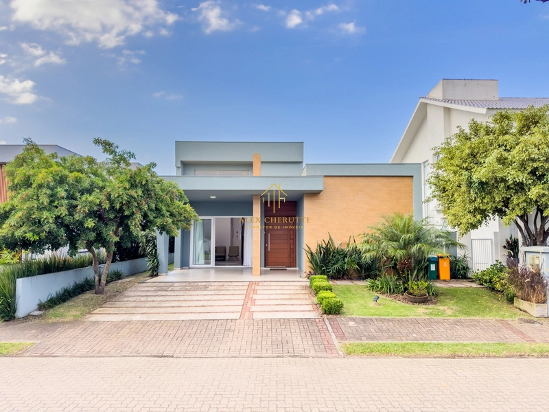 Casa em condomínio fechado na praia de Xangri-lá: 1ª foto da galeria de imagens do imóvel