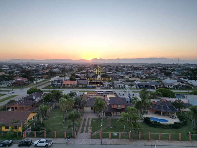 Belo sobrado em Rainha do Mar: 36ª foto da galeria de imagens do imóvel