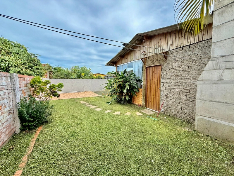 Casa na praia de Atlântida Sul: 16ª foto da galeria de imagens do imóvel