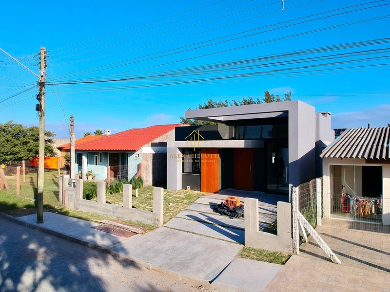 Linda casa em Noiva do Mar: 2ª foto da galeria de imagens do imóvel