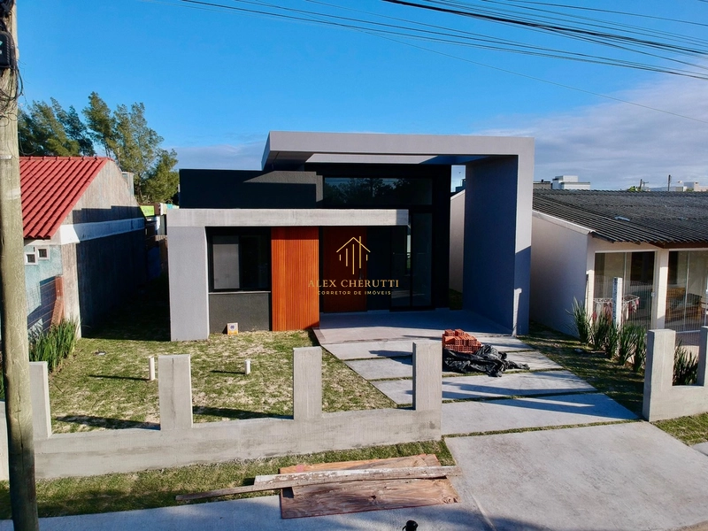 Linda casa em Noiva do Mar: 1ª foto da galeria de imagens do imóvel