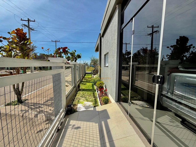 Casa para veraneio ou moradia em Atlântida Sul: 5ª foto da galeria de imagens do imóvel