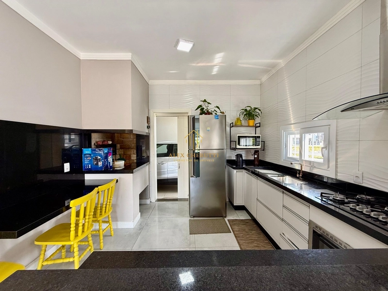 Casa para veraneio ou moradia em Atlântida Sul: 8ª foto da galeria de imagens do imóvel