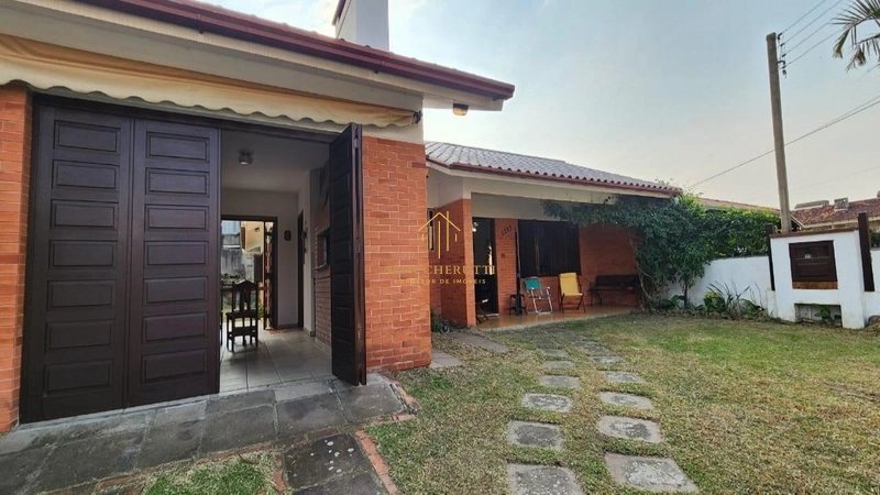 Imóvel no centro de Xangri-lá: 1ª foto da galeria de imagens do imóvel