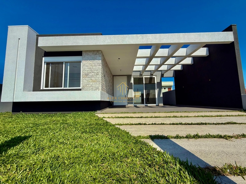 Excelente casa em Atlântida Sul