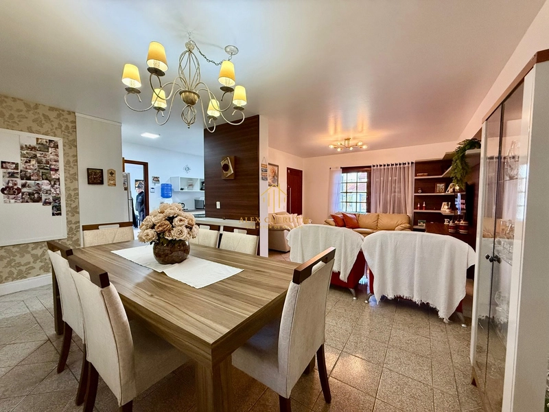 Belíssima casa em Rainha do Mar: 7ª foto da galeria de imagens do imóvel