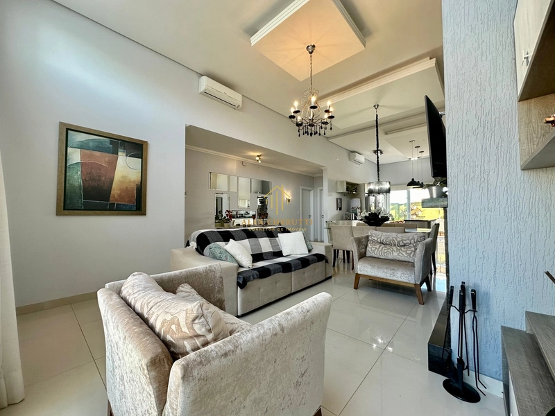 Linda casa com 3 suítes no Condomínio Las Palmas: 7ª foto da galeria de imagens do imóvel