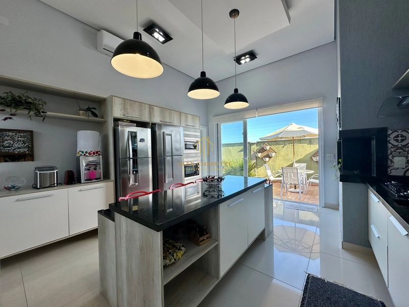Linda casa com 3 suítes no Condomínio Las Palmas: 21ª foto da galeria de imagens do imóvel