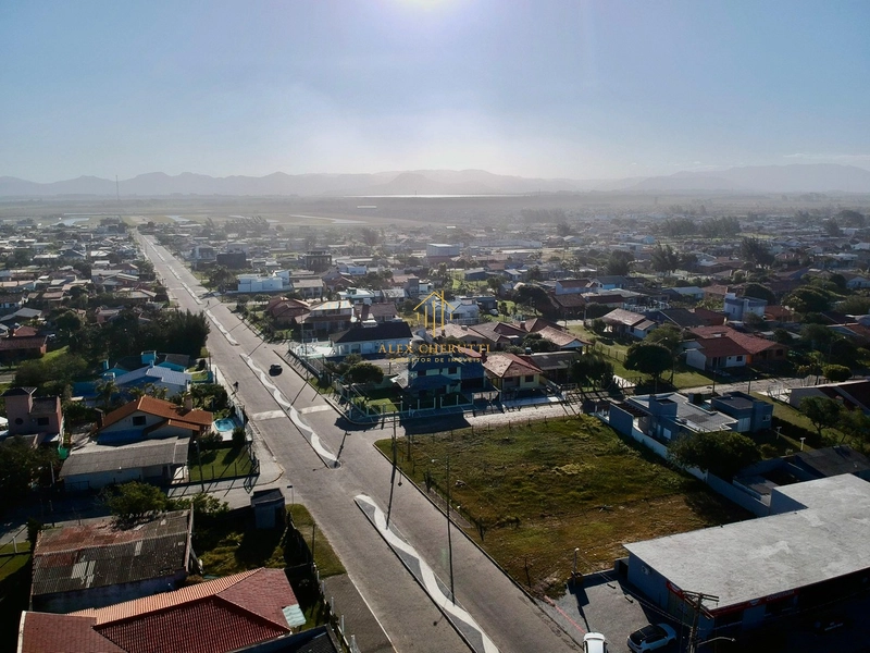 Ótimo ponto comercial junto de 2 casas geminadas em Rainha do Mar: 5ª foto da galeria de imagens do imóvel