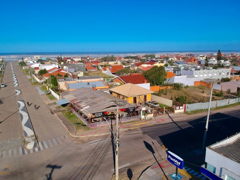 Ótimo ponto comercial junto de 2 casas geminadas em Rainha do Mar: 1ª foto da galeria de imagens do imóvel