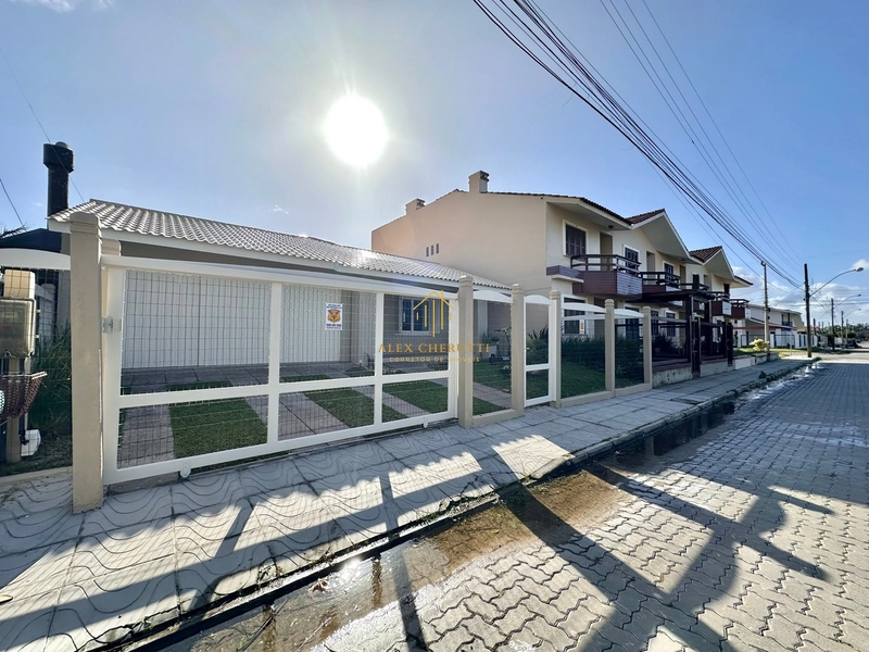 Casa lindíssima no centro de Xangri-lá: 3ª foto da galeria de imagens do imóvel