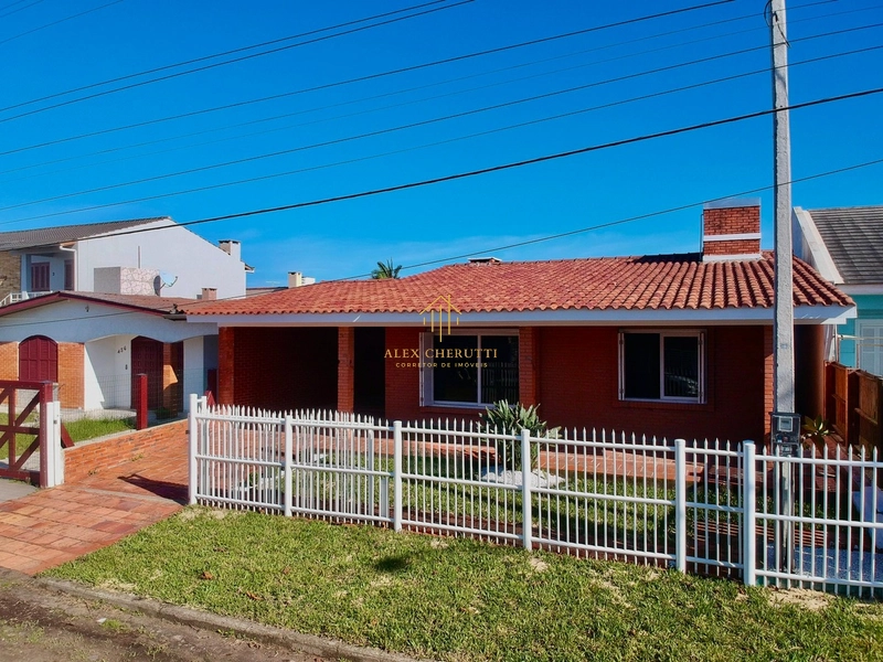 Casa com 3 dormitórios em Atlântida Sul: 5ª foto da galeria de imagens do imóvel