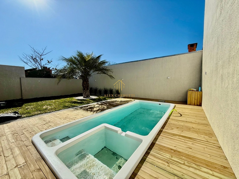 Casa na praia de Atlântida Sul, 3 dormitórios: 15ª foto da galeria de imagens do imóvel