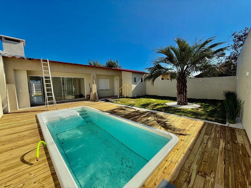 Casa na praia de Atlântida Sul, 3 dormitórios: 16ª foto da galeria de imagens do imóvel