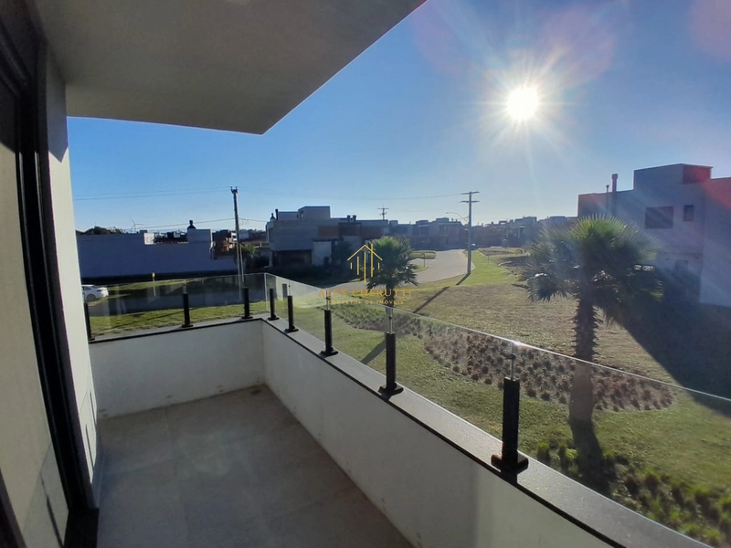 Linda casa no Condomínio Sunset: 30ª foto da galeria de imagens do imóvel
