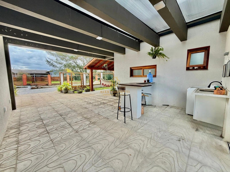 Casa para moradia ou veraneio na praia de Arpoador: 6ª foto da galeria de imagens do imóvel