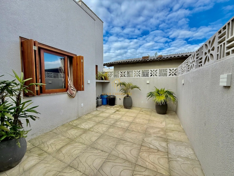 Casa para moradia ou veraneio na praia de Arpoador: 23ª foto da galeria de imagens do imóvel