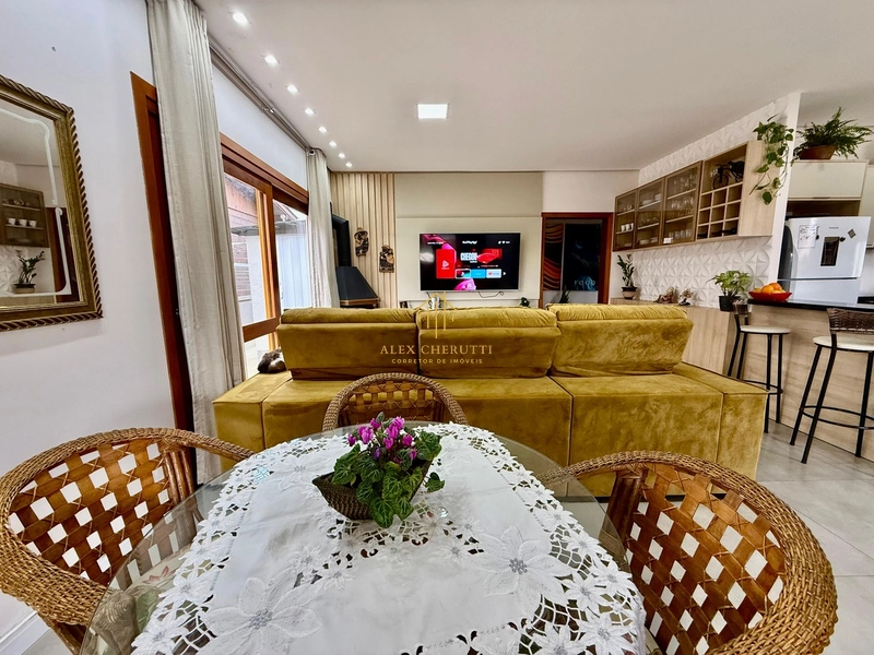 Casa para moradia ou veraneio na praia de Arpoador: 9ª foto da galeria de imagens do imóvel