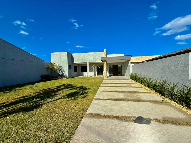Casa na praia de Atlântida Sul, 2 dormitórios: 4ª foto da galeria de imagens do imóvel