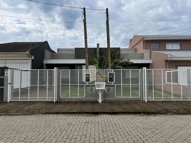 Casa geminada na praia de Noiva do Mar: 2ª foto da galeria de imagens do imóvel