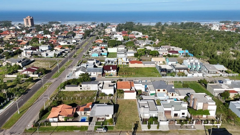 Terreno na Praia de Mariápolis: 12ª foto da galeria de imagens do imóvel