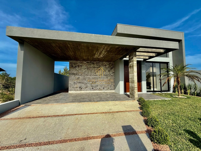 Casa nova na praia de Atlântida Sul: 3ª foto da galeria de imagens do imóvel