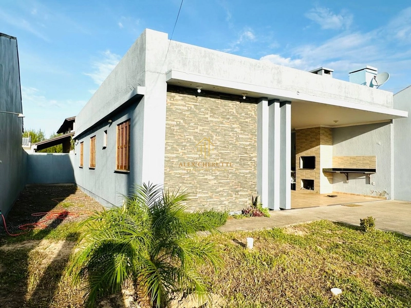 Casa à 250 metros do mar em Atlântida Sul: 3ª foto da galeria de imagens do imóvel
