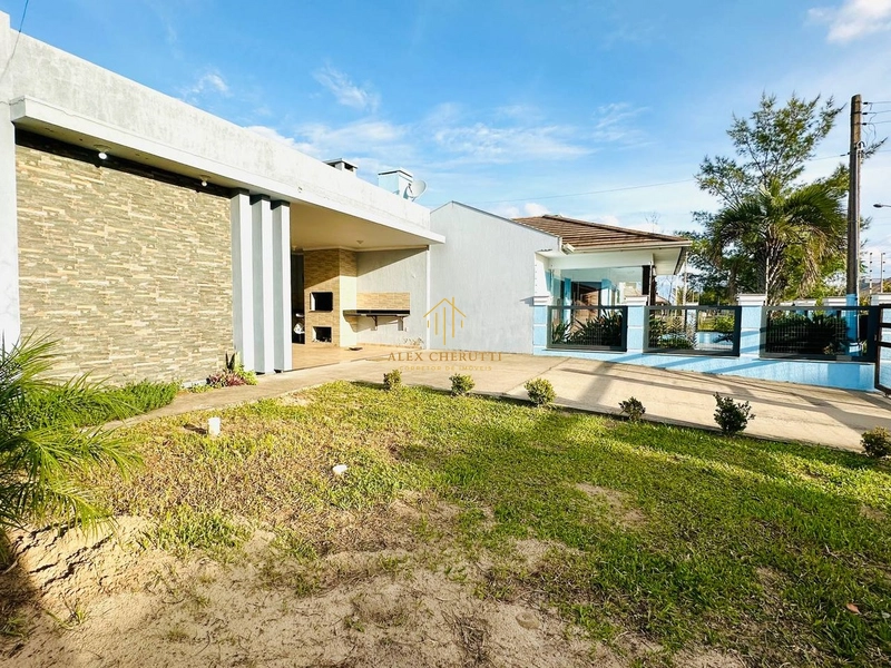 Casa à 250 metros do mar em Atlântida Sul: 4ª foto da galeria de imagens do imóvel